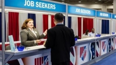  بيانات اقتصادية: ارتفاع عدد الوظائف الخالية في الولايات المتحدة خلال مارس الماضي