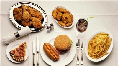 طبيب بريطاني: تناول أطعمة معينة يساعد في تقليل مخاطر الإصابة بالسرطان