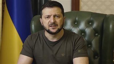 زيلينسكي: القوات الروسية تسعى للقضاء على دونباس