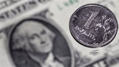 موسكو تعلن سداد مدفوعات بالدولار