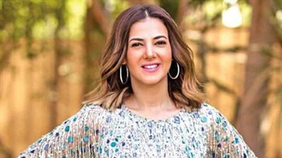 دنيا سمير غانم تشيد بصنّاع مسلسل 