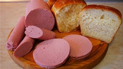 ابتكار سجق روسي يُخفّض مستوى السكر في الدم.. ما القصة؟