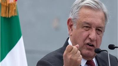  الرئيس المكسيكي يدعو إلى إنهاء العقوبات الأمريكية على كوبا