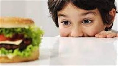 خبيرة تكشف عن سر تحويل الوجبات السريعة إلى مأكولات لذيذة ومفيدة