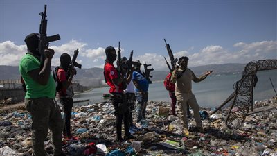 بينهم 8 أتراك.. عصابة تخطف 12 شخصًا في هايتي