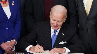 بايدن يمدد العقوبات ضد سوريا لعام آخر