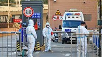 السلطات الصينية تطلب من مواطنيها العمل من منازلهم تزامنا مع فرض قيود لمنع انتشار كورونا