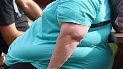 دراسة: زيادة محيط خصر المرأة في منتصف العمر تزيد من خطر تعرضها لكسر في العظام