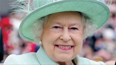 أغرب القواعد.. الملكة إليزابيث تمنع نوعين من الطعام عن كيت ميدلتون