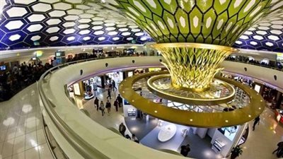 مطارات أبوظبي تعلن نمو حركة المسافرين خلال الربع الأول من العام الجاري