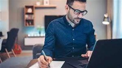  سوق العمل عن بُعد يزداد سخونة.. ما هي الوظائف الـ 10 الأكثر طلبًا ؟