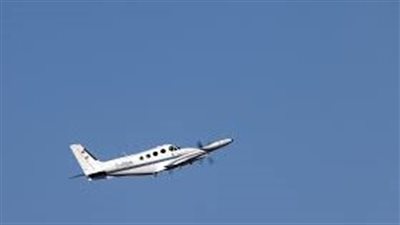 هبوط راكب ليس لديه خبرة بالطيران بنجاح بطائرة صغيرة في فلوريدا (فيديو)