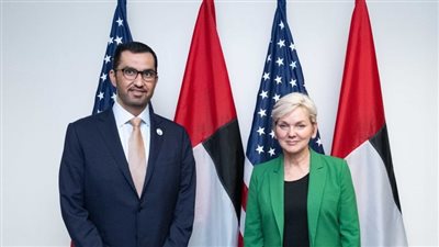 شاهد.. وزير الصناعة الاماراتي يبحث 4 ملفات رئيسية مع وزيرة الطاقة الأمريكية