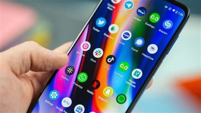 من خلال الكاميرا والميكروفون.. كيف تكتشف تجسس الهاتف عليك؟