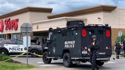 نيويورك.. مقتل 10 أشخاص إثر إطلاق نار في مركز تسوق ببافلو 