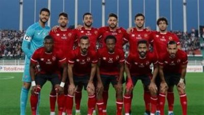 صلاح محسن ومحمد شريف يتصدران هجوم الأهلي أمام إنبي