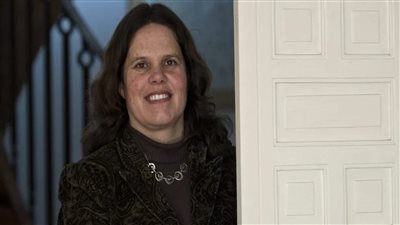  بعد ضرب ابنها وتهديد زوجه.. لصوص يسطون على منزل وزيرة الدفاع في تشيلي