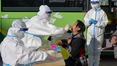 البر الرئيسي الصيني يسجل 226 حالة إصابة مؤكدة جديدة بفيروس كورونا