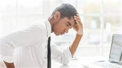 هكذا يمكن لموظفي العمل المكتبي مواجهة متاعب الظهر
