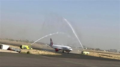 بعد 6 أعوام من التوقف.. مغادرة أول طائرة من مطار صنعاء بموجب الهدنة الأممية