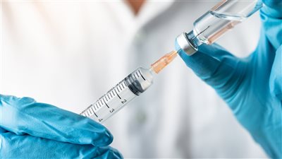 دولة الإمارات تقدم 8356 جرعة من لقاح فيروس كورونا