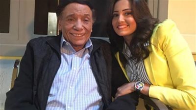 في عيد ميلاد الزعيم.. الفنانة بشرى تقدم أغنية لتهنئة الفنان عادل إمام