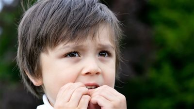 كل ما تريد معرفته حول أسباب التشنجات اللاإرادية لدى الأطفال