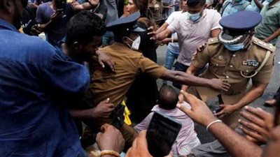 الشرطة السريلانكية تعلن توقيف نائبين من حزب الرئيس غوتابايا راجاباكسا