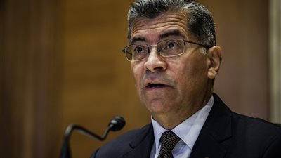 إصابة وزير الصحة الأمريكي بفيروس كورونا