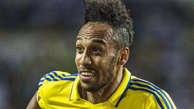  أوباميانغ نجم برشلونة الإسباني يعلن اعتزاله اللعب على الصعيد الدولي