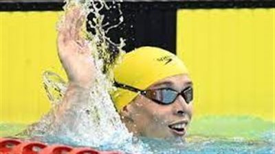  البطل الأولمبي الأسترالي زاك ستابلتي كوك يحطم الرقم القياسي العالمي لسباق 200م 