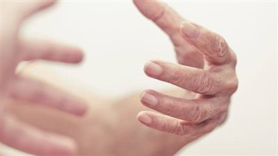 بينهم مشاكل الكلى.. تعرف على أسباب الارتجاف