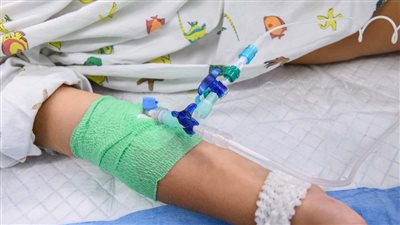 إصابة أكثر من 360 طفلا بالتسمم في كافيتريا مدرسة بفرنسا