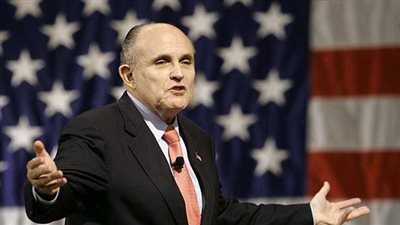  لأكثر من 9 ساعات.. جولياني يجتمع مع لجنة التحقيق في الهجوم على الكونغرس الأمريكي