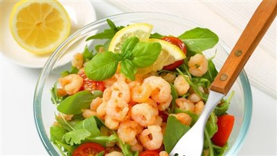 هل النظام الغذائي للبحر الأبيض المتوسط يحسّن الاكتئاب لدى الذكور؟.. دراسة تُجيب