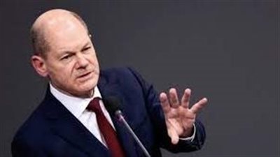 مؤرخ عسكري ألماني ينتقد تحذيرات المستشار الألماني من تصعيد الحرب الروسية في أوكرانيا