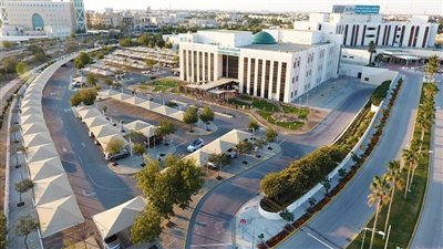  الهيئة الملكية بينبع توقع مؤخرًا عددًا من العقود الاستثمارية التجارية 