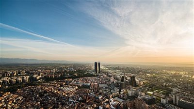 علماء يحصلون على معلومات عن أسلاف الإنسان المعاصر من دراستهم لسن أحفورية 