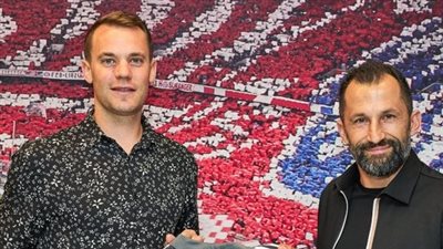 الحارس الدولي الألماني مانويل نوير يجدد عقده مع بايرن ميونخ لعام إضافي 