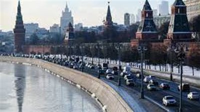 روسيا تبدأ في استخدام المواد البلاستيكية المستعملة لوضع الأسفلت على الطرق