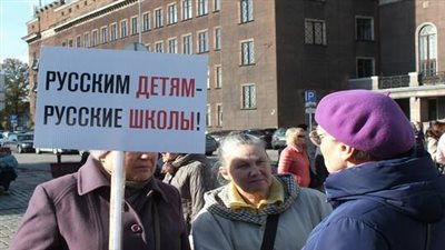 بالمناصفة مع الأوكرانية.. الروسية تصبح لغة خيرسون الرسمية