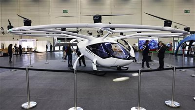 الصين تختبر التاكسي الطائر في سماء دبي