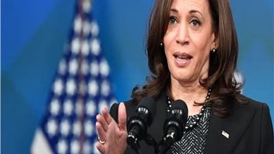 نائبة الرئيس الأمريكي: قلوبنا تتحطّم بسبب عمليات إطلاق النار
