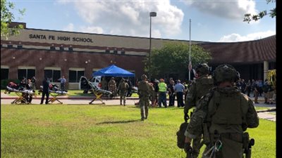 أمريكا.. مقتل تلميذًا وبالغيْن في مدرسة بتكساس