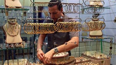 انخفاض أسعار الذهب في مصر خلال مستهل تداولات اليوم الخميس 