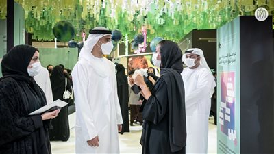 خالد بن محمد بن زايد يزور معرض أبوظبي الدولي للكتاب ويتفقد عددًا من الأجنحة المشاركة