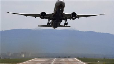 حتى هذا الموعد.. موسكو تمدد حظر الطيران بجنوب أراضيها 