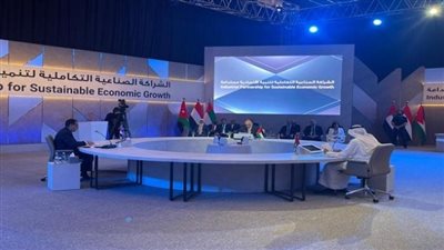  الإمارات ومصر والأردن يوقعان على اتفاقية 