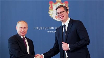 خلال اتصال هاتفي.. رئيس صربيا يتفق مع بوتين على عقد مدته 3 سنوات لتوريد الغاز