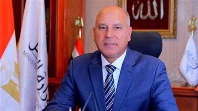 وزير النقل المصري: توقيع عقد القطار الكهربائي السريع مع 